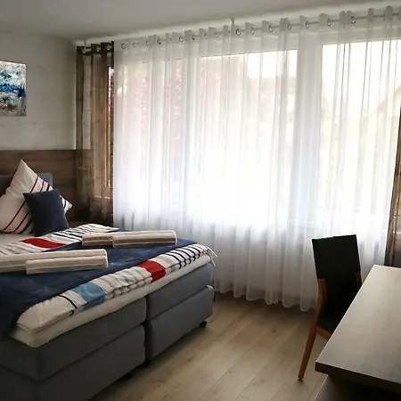 Gaestehaus Zeppelin 3* Uhingen